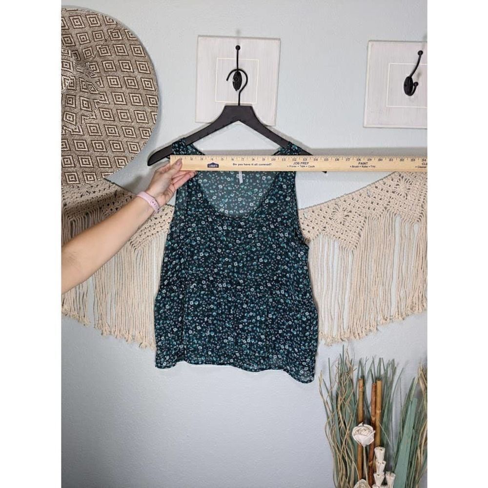 Kina Floral Ruffle Tank Top - Picture 7 of 16